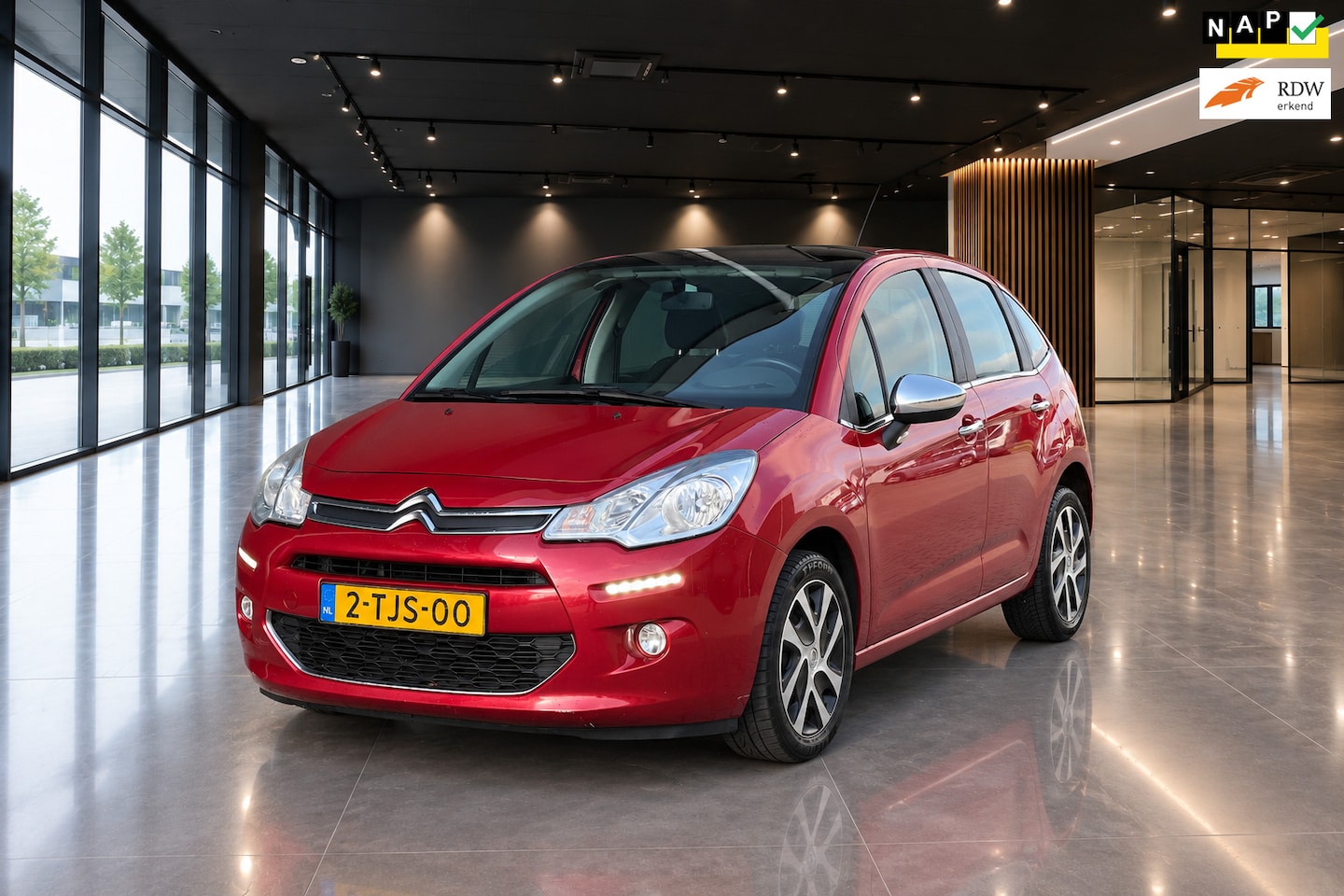 Citroën C3 - 1.6 E-HDI COLLECTION BJ014 PANORAMA LED - AutoWereld.nl