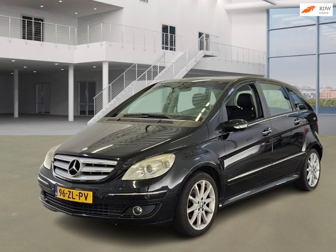 Mercedes-Benz B-klasse - 170 AUTOMAAT PSENSOR LEDER CRUISE TREKHAAK 2 X SLEUTELS - AutoWereld.nl