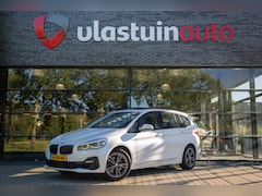 BMW 2-serie Gran Tourer - 220i 7p. High Executive , Pano, Head-up Display, Sportstoelen, Trekhaak