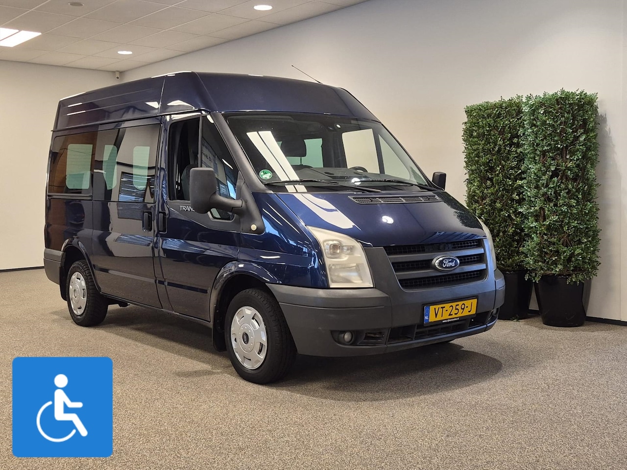 Ford Transit - L1H2 Rolstoelbus 4+1 - AutoWereld.nl