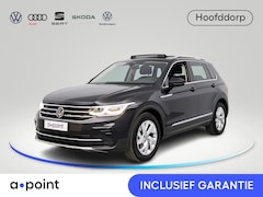 Volkswagen Tiguan - 1.5 TSI Elegance 150 pk Automaat (DSG) | Navigatie | Panoramadak | Parkeersensoren (Park a