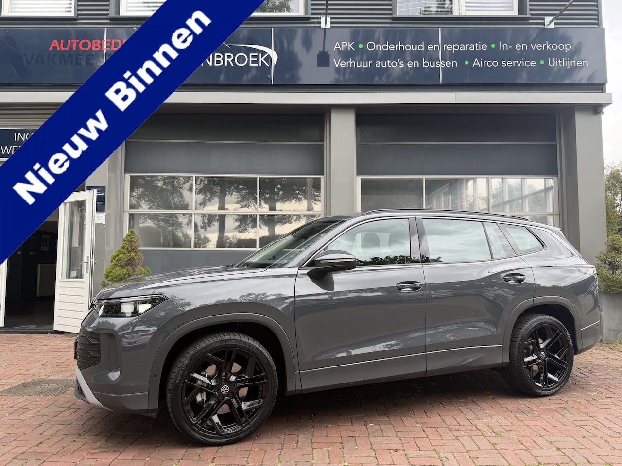 Volkswagen Tayron - 1.5 eTSI R-Line Edition 7p Km 20.000 Nap 1e eigenaar - AutoWereld.nl