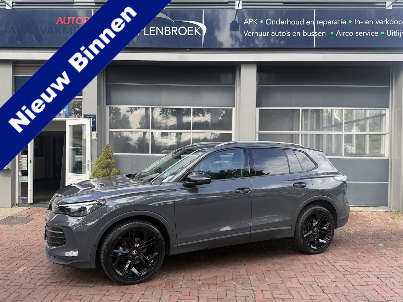 Volkswagen Tiguan - 1.5 eTSI Life Edition | Automaat | Stoelverwarming 150pk | Digital Cockpit | Navigatie | A - AutoWereld.nl