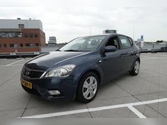 Kia Cee'd - 1.4 CVVT X-ecutive Apk/Nap/Airco/Cruise/Cd/Trekhaak