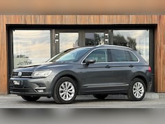 Volkswagen Tiguan - 1.4 TSI ACT Comfortline Business full led. stoelverwarming. apple carplay. automaat. trekh