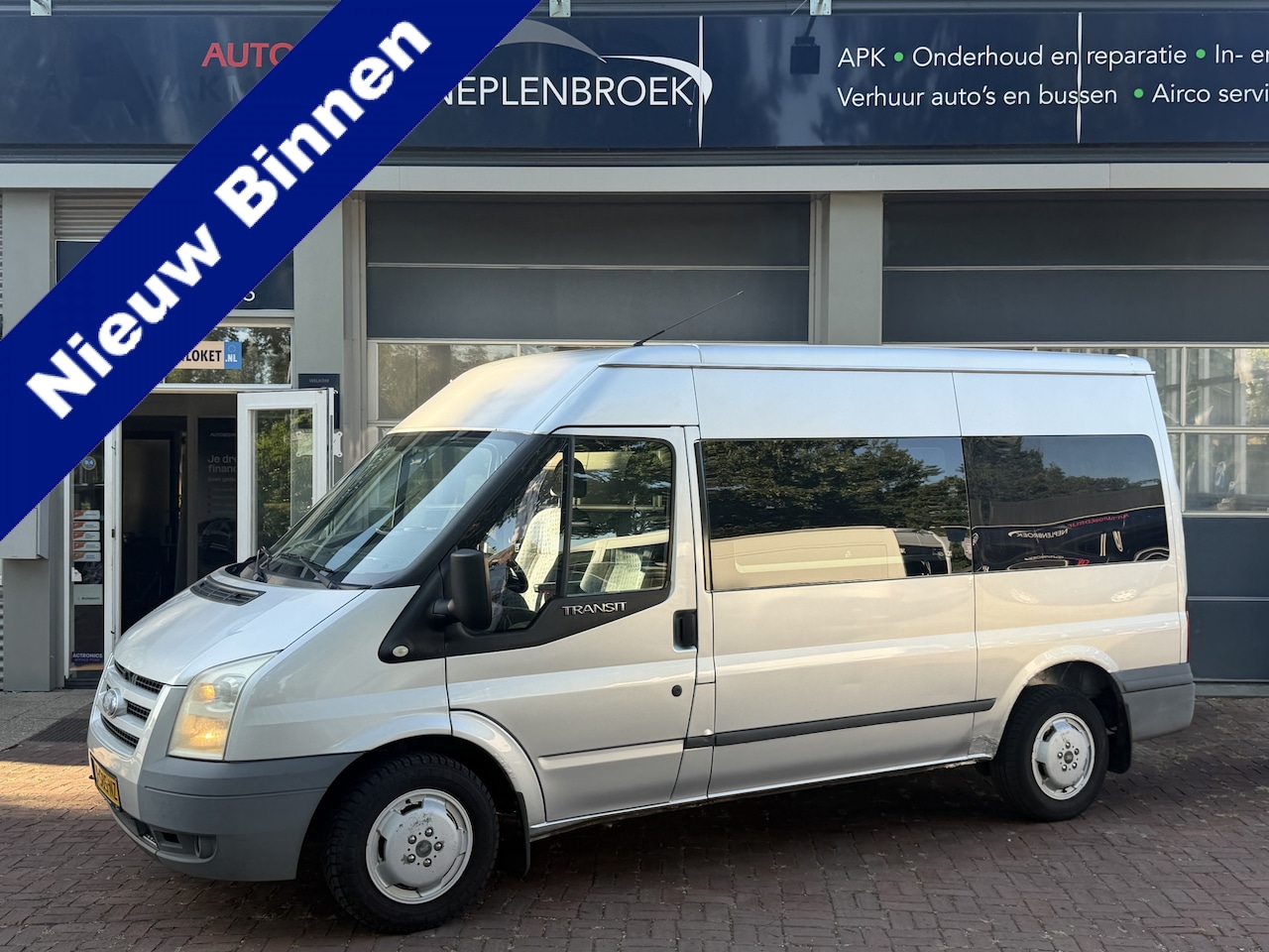 Ford Transit - Rolstoelbus 300M 2.2 TDCI SHD DC Camera,Airco,Cruise,Cv Bj 2010 Nu 6950,- incl. lift - AutoWereld.nl