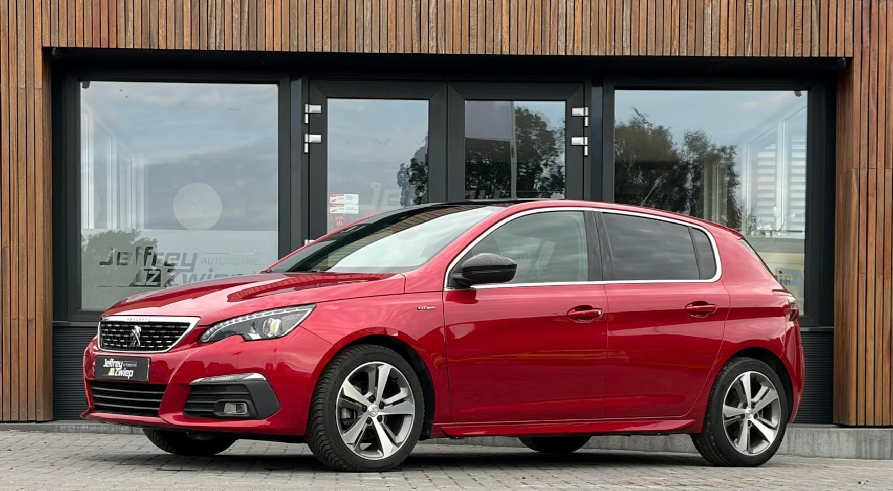 Peugeot 308 - 1.2 PureTech GT-line apple carplay. panorama dak. led. - AutoWereld.nl