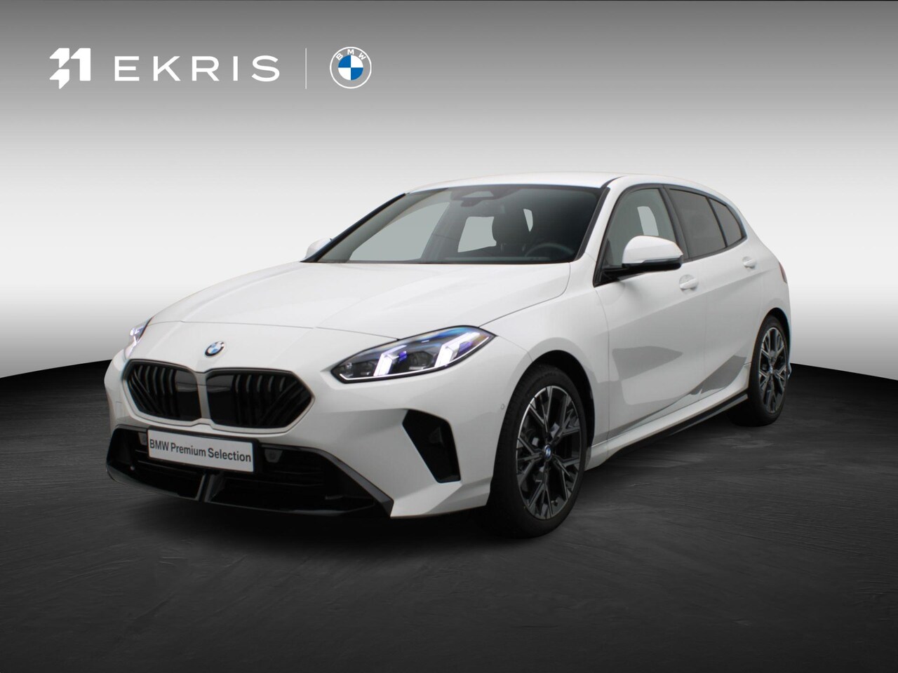 BMW 1-serie - 120 M Sportpakket | Premium Pack | Achteruitrijcamera | Driving Assistant | Parking Assist - AutoWereld.nl