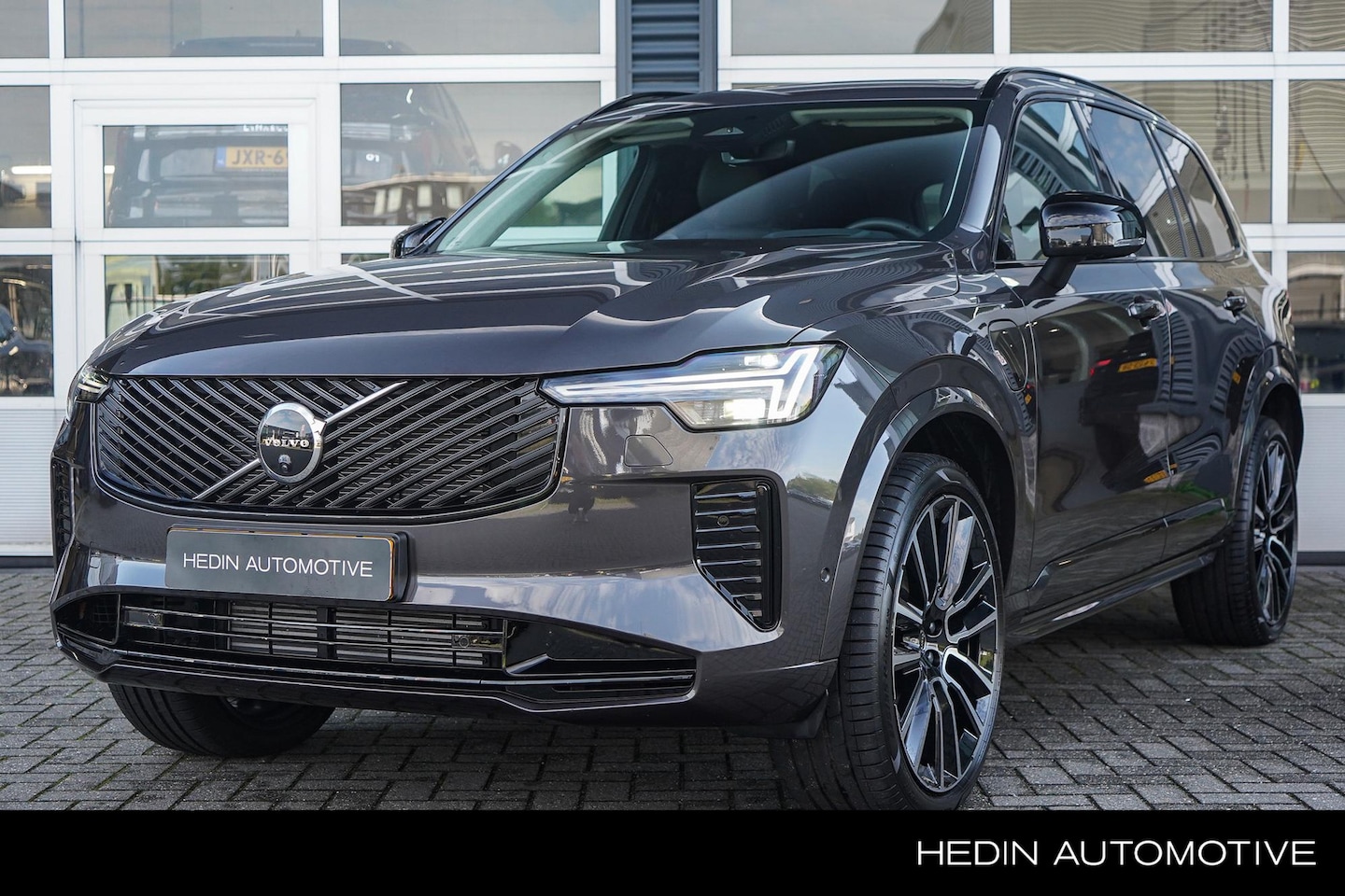 Volvo XC90 - 2.0 T8 Plug-in hybrid AWD Ultra Dark | Bowers & Wilkins Audio | Luchtvering | Panorama Dak - AutoWereld.nl