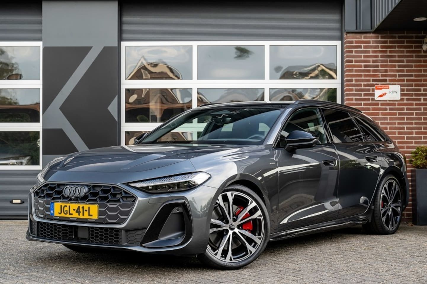 Audi A5 - 2.0 e-hybrid quattro S edition | Panorama | Head-Up | Bang & Olufsen | Passenger Display | - AutoWereld.nl