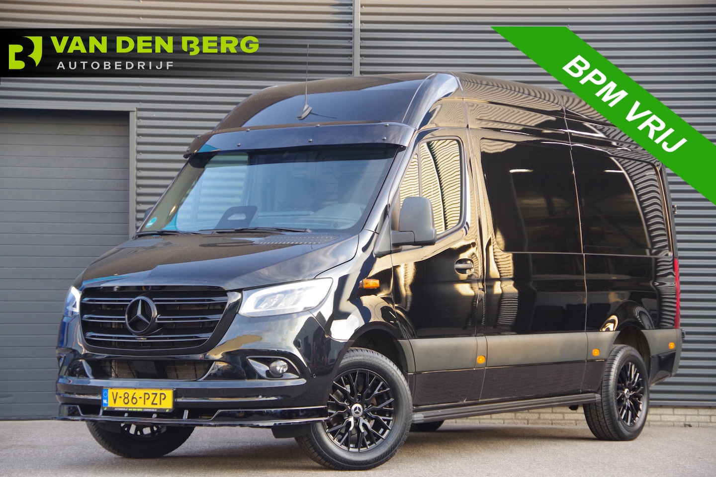 Mercedes-Benz Sprinter - 317 1.9 CDI L2H2 3-ZITS, FACELIFT, AUT. LED, 3.5T TREKHAAK, CAMERA, NAVI, CRUISE, CLIMA, P - AutoWereld.nl