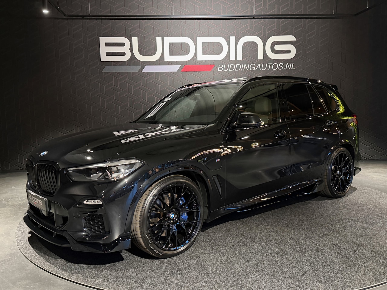 BMW X5 - xDrive45e High Exe | M-sport | Pano | 22'' - AutoWereld.nl