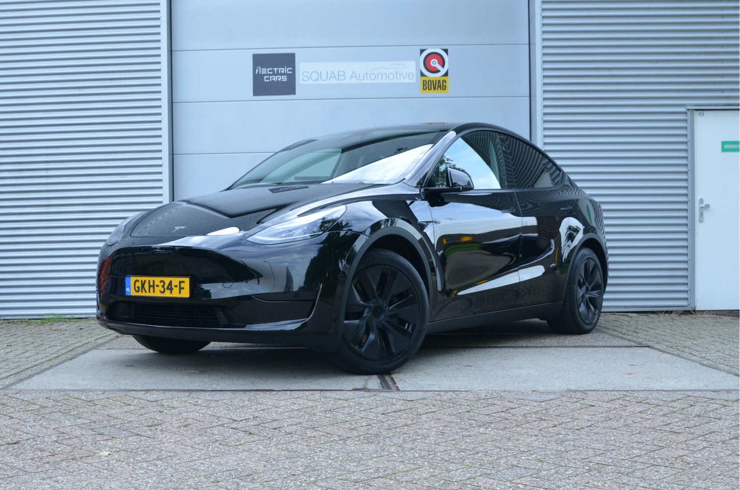Tesla Model Y - RWD 58 kWh AutoPilot4.0 Ryzen, FSD 99,- p/mnd - AutoWereld.nl
