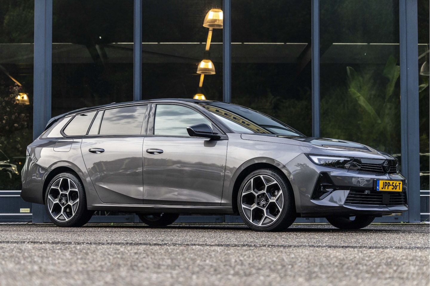 Opel Astra Sports Tourer - 1.2 Business Elegance 1.2 Business Elegance - AutoWereld.nl