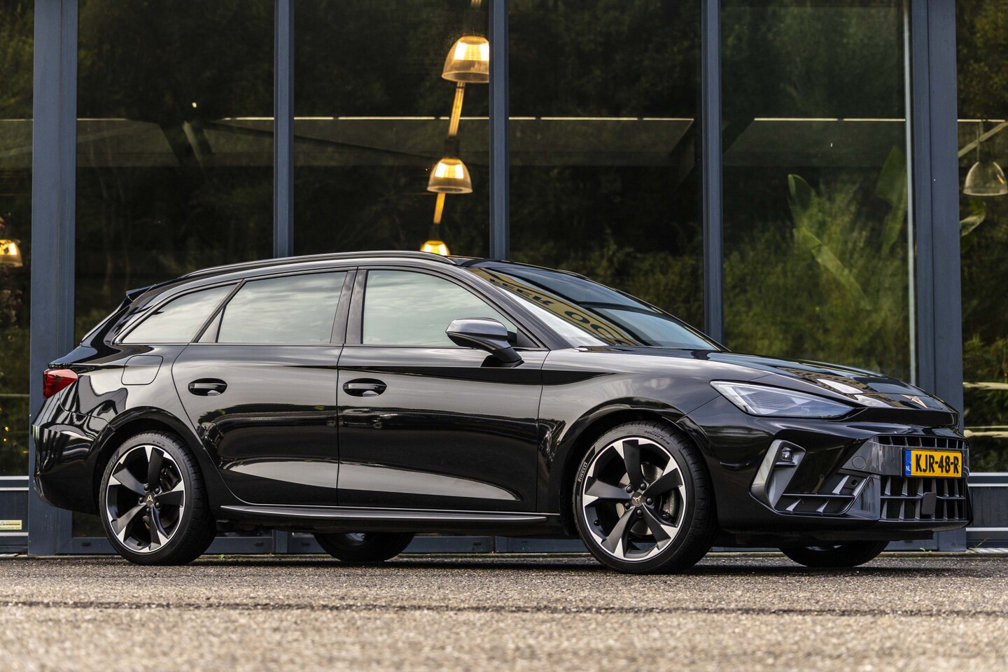 CUPRA Leon Sportstourer - 1.5 TSI e-Hybrid Essential 1.5 TSI e-Hybrid Essential - AutoWereld.nl