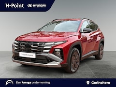 Hyundai Tucson - 1.6 T-GDI HEV Pure Edition | BLACK PACK | DODEHOEKDETECTIE | STOEL + STUUR VERWARMING | CL