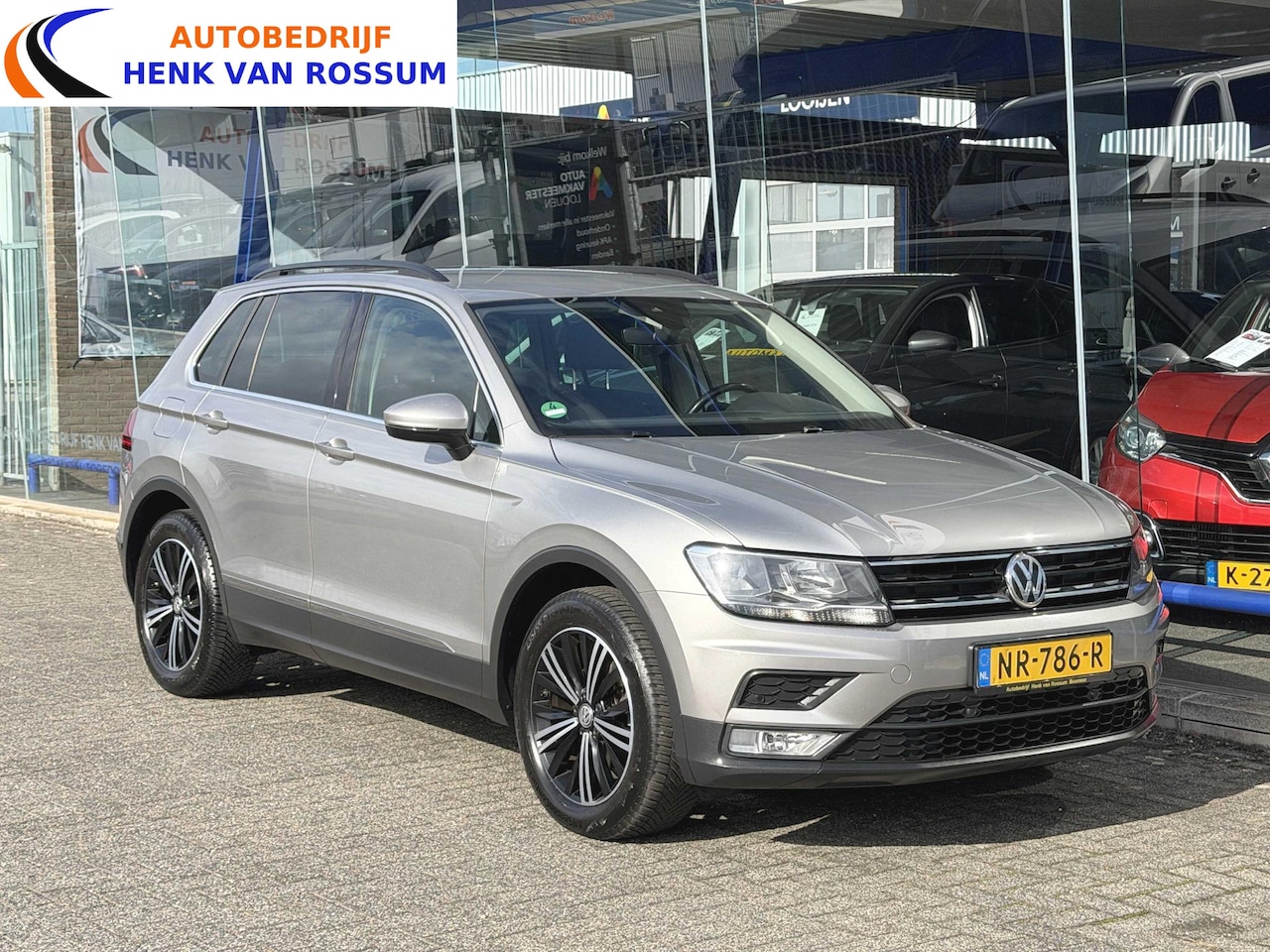 Volkswagen Tiguan - 1.4 TSI ACT Comfortline Trekhaak | Leer | Zeer mooie auto | NAP. - AutoWereld.nl