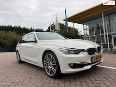 BMW 3-serie Touring - 316i High Executive