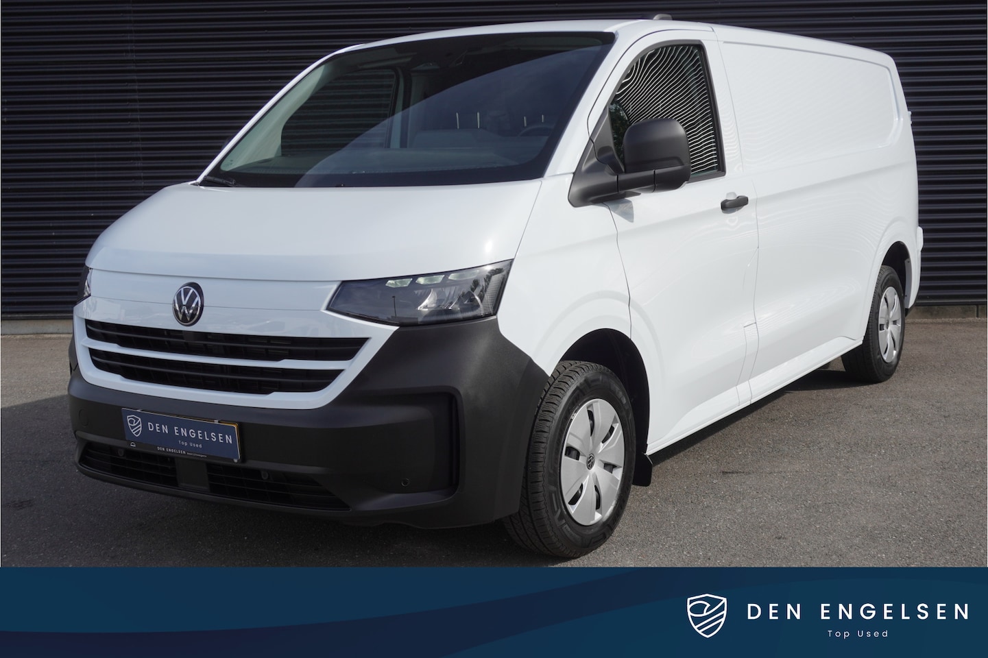 Volkswagen e-Transporter - L2H1 71 kWh Life Apple carplay Trekhaak Camera Parkeersensoren Digitaal dashboard - AutoWereld.nl