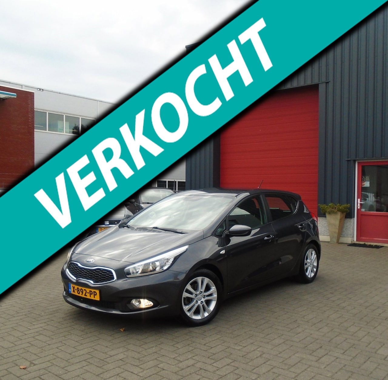 Kia Cee'd - 1.6 GDI 1.6 GDI,LM-V,PDC,Trekhaak - AutoWereld.nl