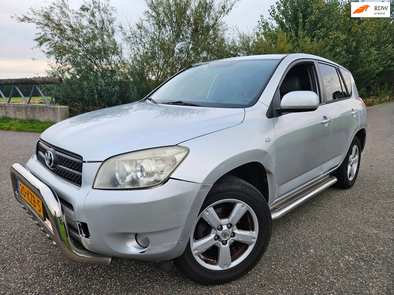 Toyota RAV4 - 2.0 VVTi Executive/ automaat/ leder/ climatronic / bj 2006 - AutoWereld.nl
