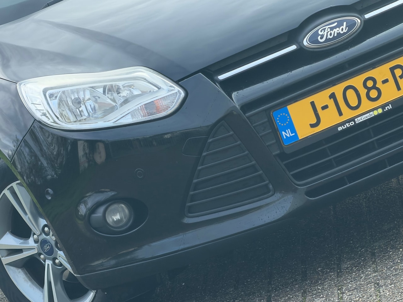 Ford Focus Wagon - 1.0 EcoBoost Edition- Panther Black - Airco/Cruise- Ruim & Compleet - AutoWereld.nl
