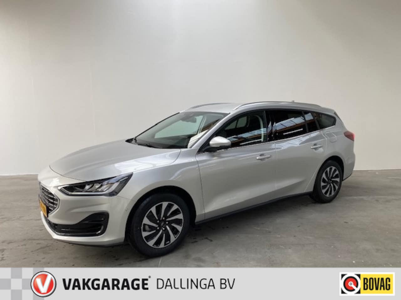 Ford Focus Wagon - 1.0 Hybrid Titanium Style | Winter pack | trekhaak - AutoWereld.nl