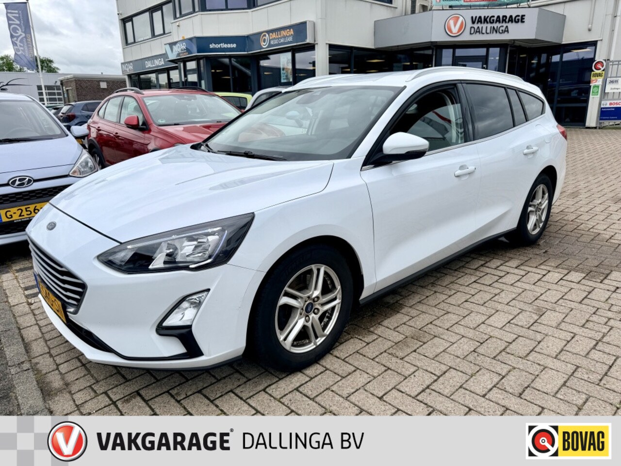Ford Focus Wagon - 1.0 Trend edition business - AutoWereld.nl