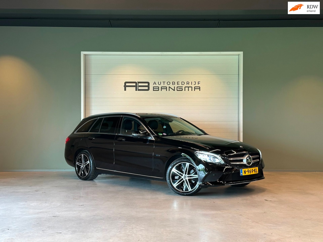 Mercedes-Benz C-klasse Estate - 300e PLUG IN HYBRIDE AUTOMAAT PREMIUM PLUS PACK|85.621 km NAP|DEALER ONDERHOUDEN|incl. nie - AutoWereld.nl