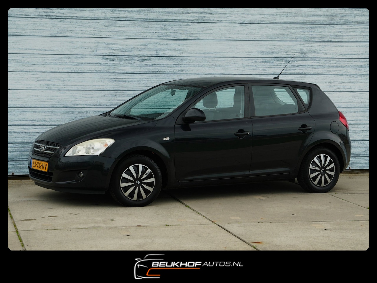 Kia Cee'd - 1.4 X-ecutive / Airco / Climate control / Leer - AutoWereld.nl