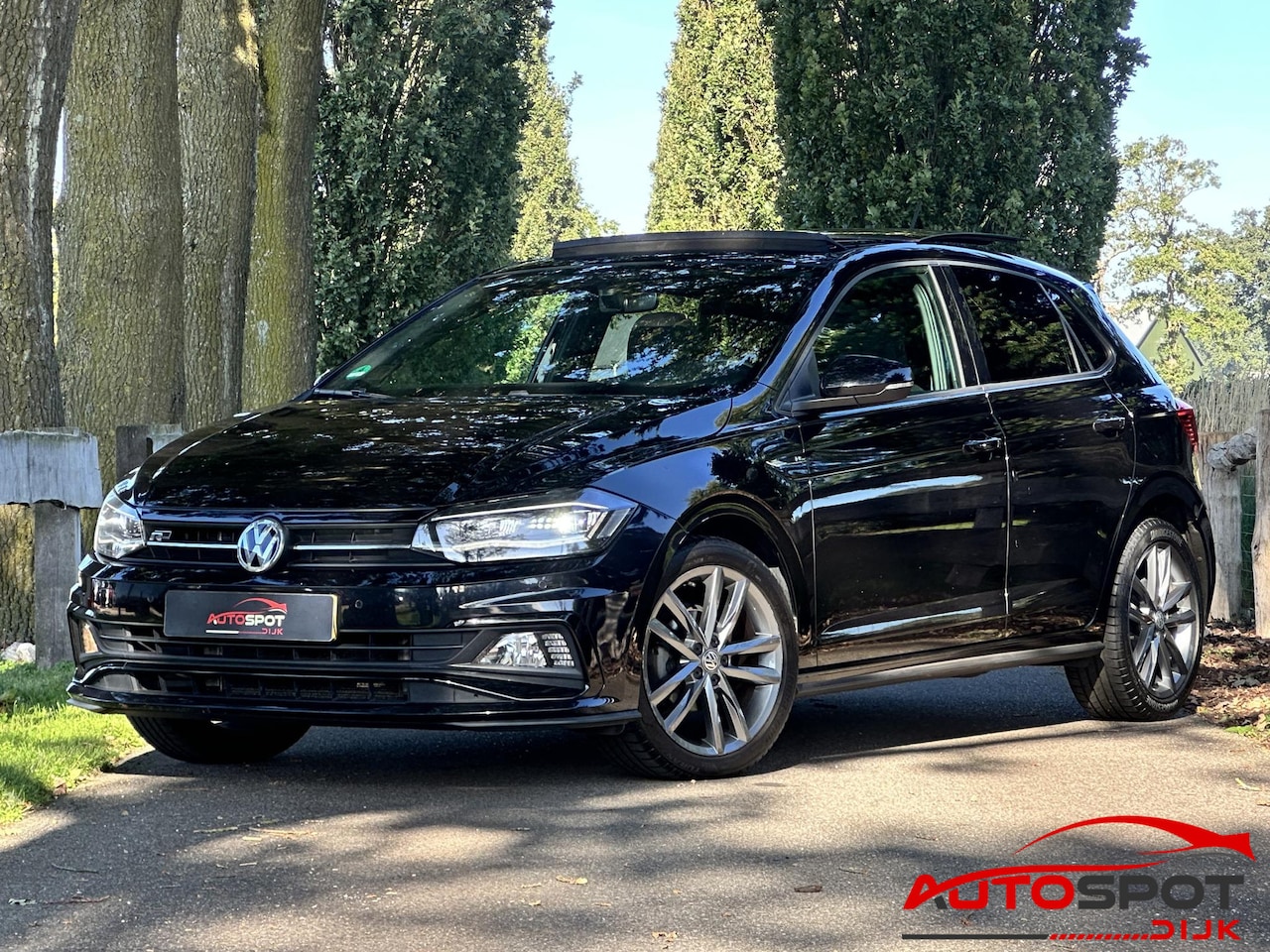 Volkswagen Polo - 1.0 TSI Highline R-Line Pano - AutoWereld.nl