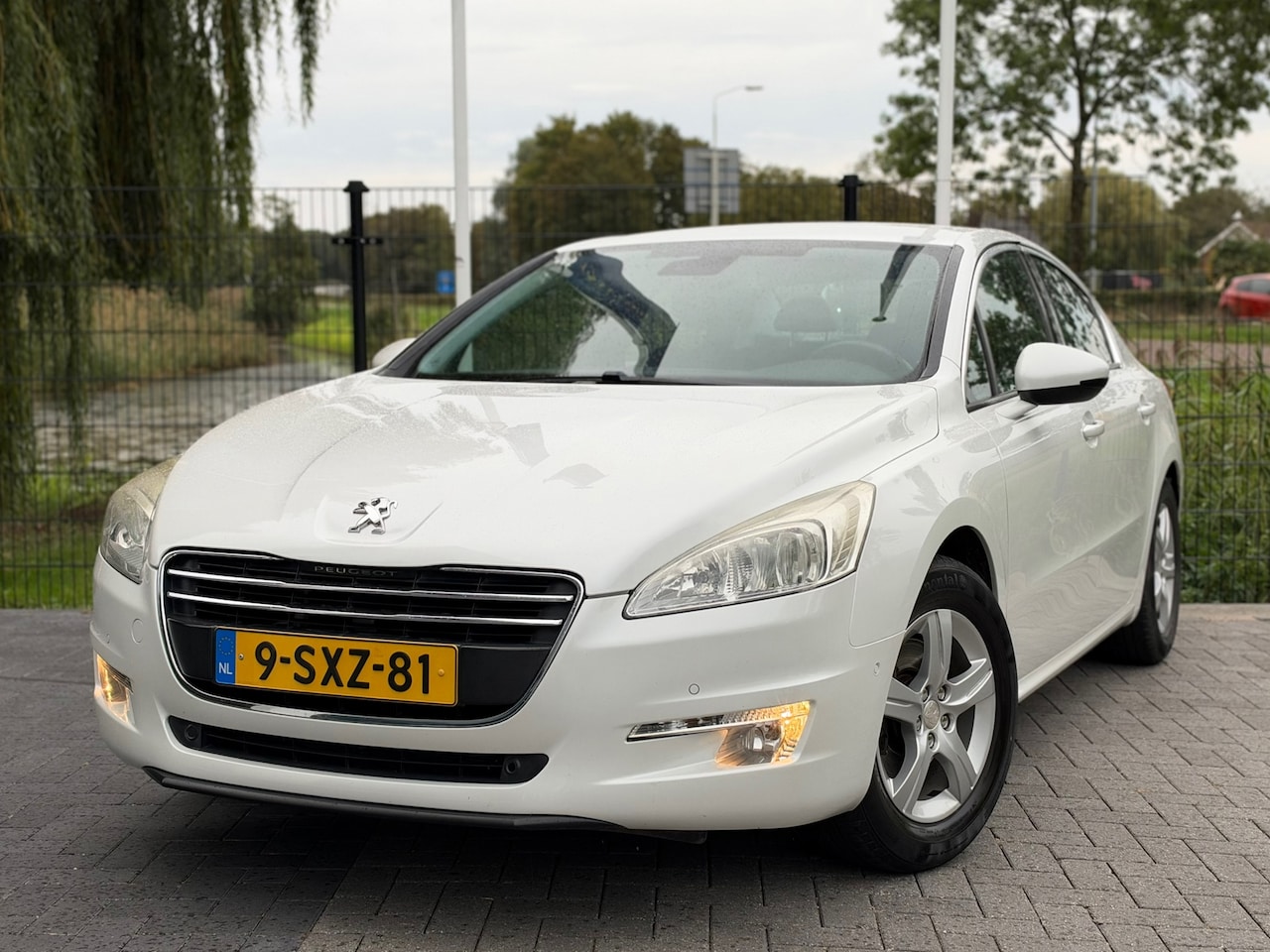 Peugeot 508 - 1.6 THP Blue Lease Executive CLIMA / CRUISE / PDC / TREKHAAK - AutoWereld.nl