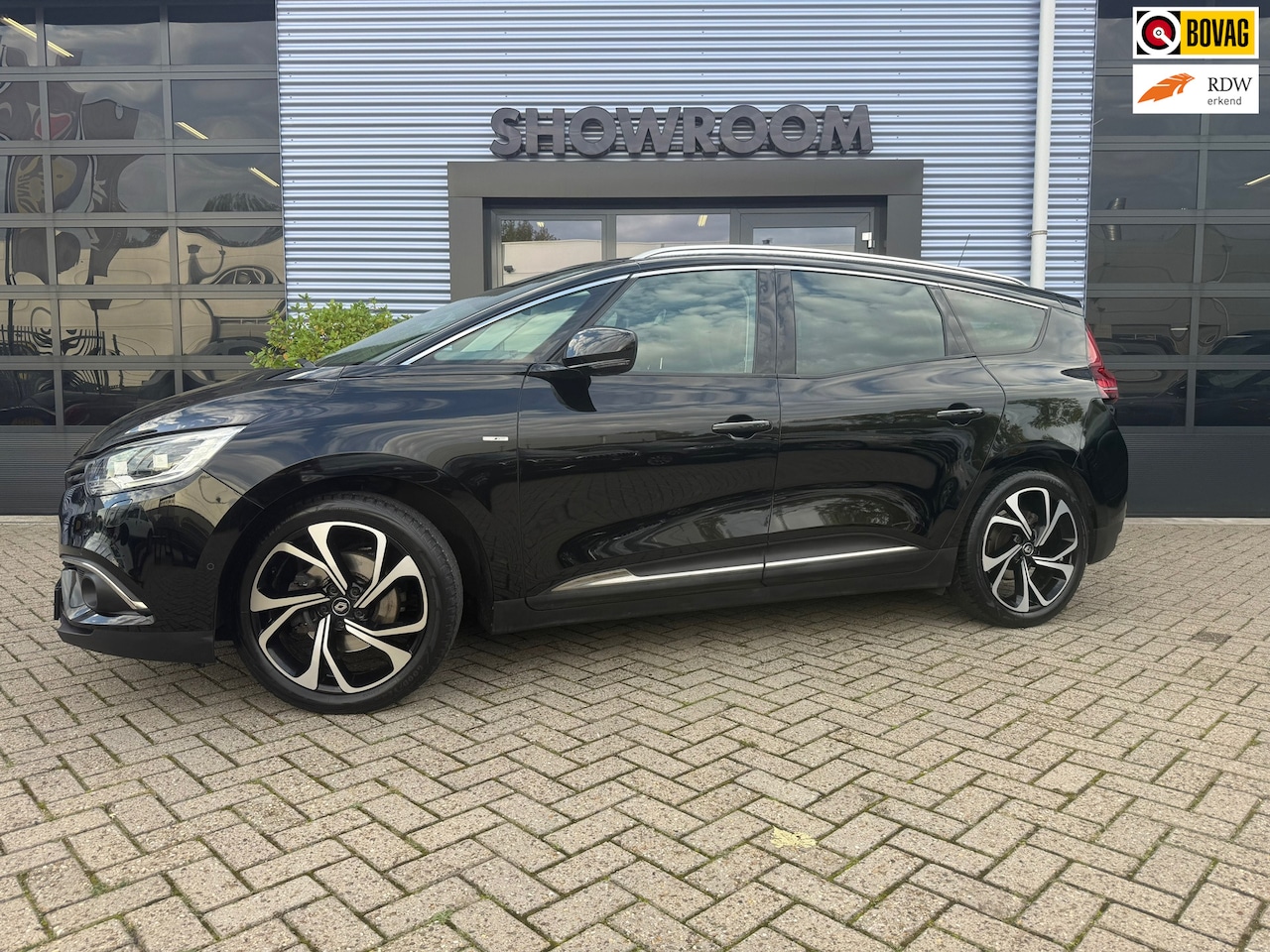 Renault Grand Scénic - 1.3 TCe Bose 7p. Navi|PANO|Stoelverwarming|Headup Display|Camera|Inklapbare Trekhaak|Cruis - AutoWereld.nl