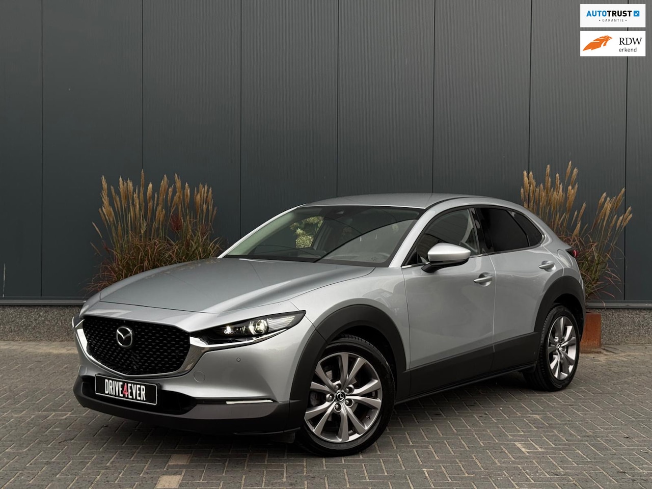 Mazda CX-30 - 2.0 e-SkyActiv-X M Hybrid Luxury M20 NAVI|LEDER|360 CAMERA|LED - AutoWereld.nl