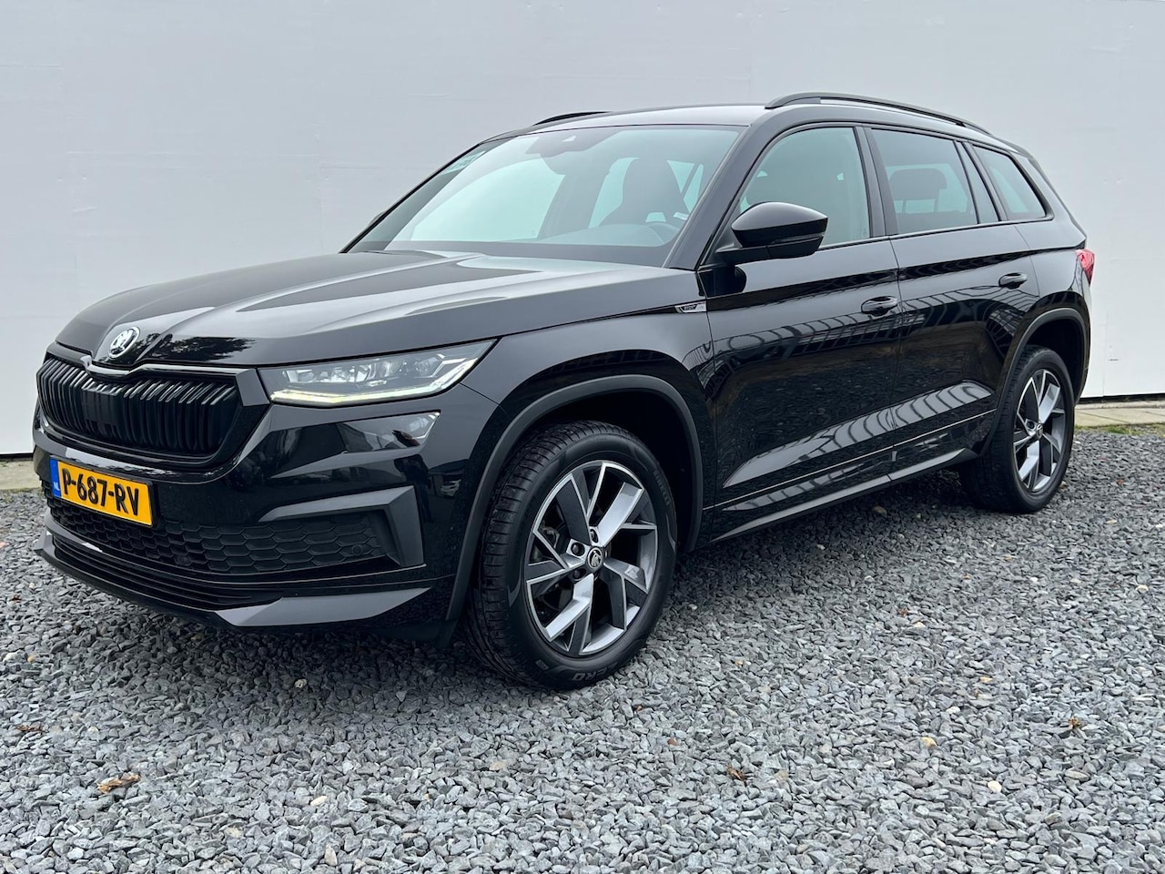 Skoda Kodiaq - 1.5 TSI Sportline Business Trekhaak - Comfort Pakket - Camera - 19 Inch Licht metaal - Ele - AutoWereld.nl