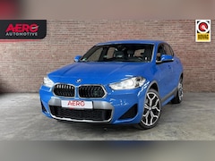 BMW X2 - sDrive18i High Executive M-Sport / Leder / Navi / Camera / ALLSEASON
