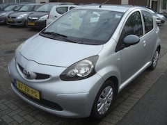 Toyota Aygo - 1.0-12V +