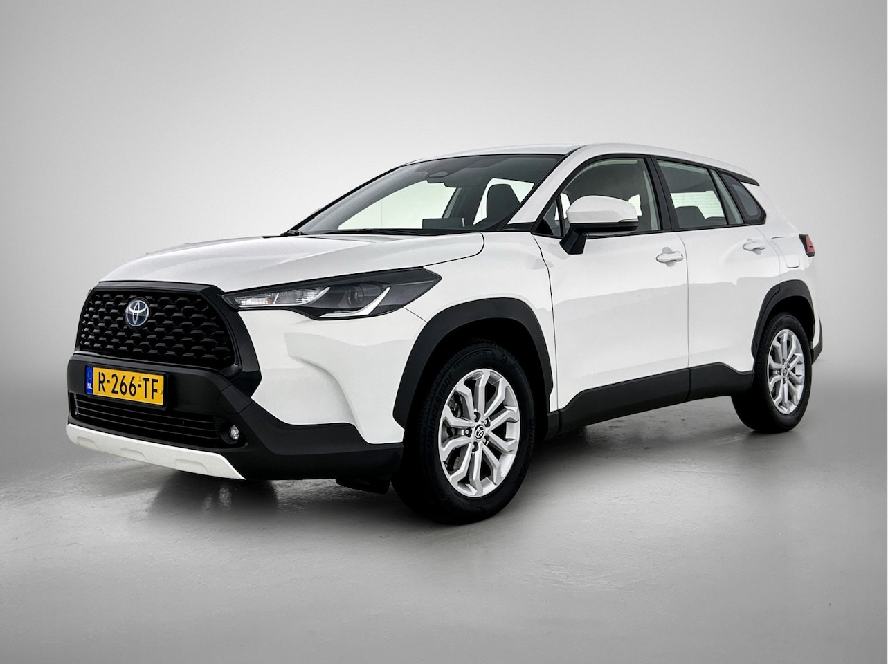 Toyota Corolla Cross - 2.0 High Power Hybrid Active | Apple CarPlay / Android Auto (Navigatie) | - AutoWereld.nl