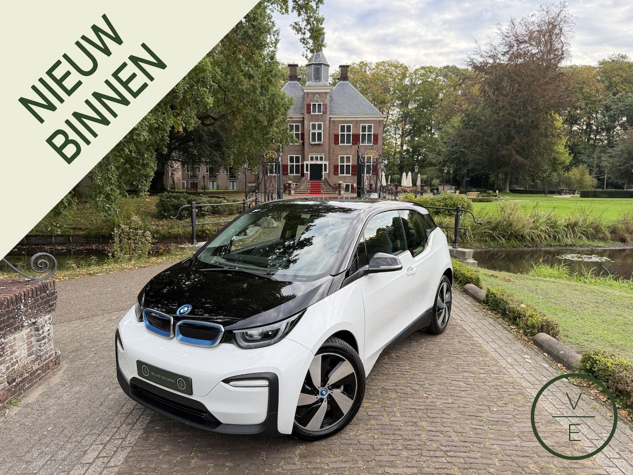 BMW i3 - Basis 120Ah 42 kWh | PDC | Navi | Nieuwe Service & APK | Geen Afleverkosten | - AutoWereld.nl