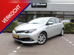 Toyota Auris - 1.8 Hybrid Energy Plus Rijklaar | Keyless | Sensoren | Camera | Cruise | Clima | Dealer on