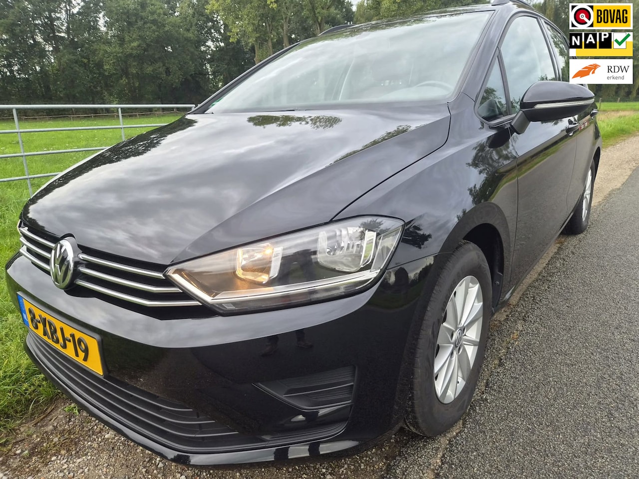 Volkswagen Golf Sportsvan - 1.4 TSI Comfortline dealer ond. met trekhaak - AutoWereld.nl