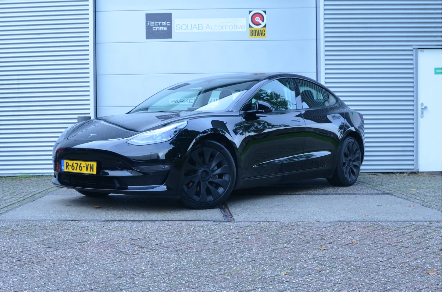 Tesla Model 3 - Long Range AWD 75 kWh AutoPilot3.0 Ryzen, Performance Boost, garagedeur opener! - AutoWereld.nl
