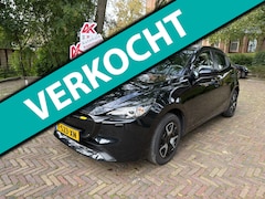 Mazda 2 - 2 1.5 e-SkyActiv-G 90 Centre-Line. goedkoopste met de beste Vakgarage BOVAG service
