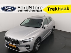 Volvo XC60 - 2.0 T6 Plug-in hybrid 350 pk AWD Core Bright | Trekhaak | Pano | El. a. klep | Camera | LE