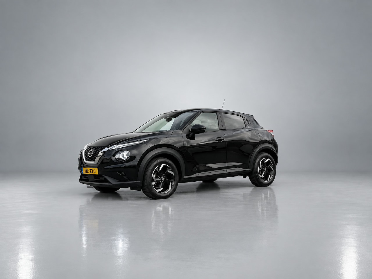 Nissan Juke - 1.0 DiG-T AUT Acenta 11-2023 | AppleCarPlay | F1 | Cam | 17" - AutoWereld.nl
