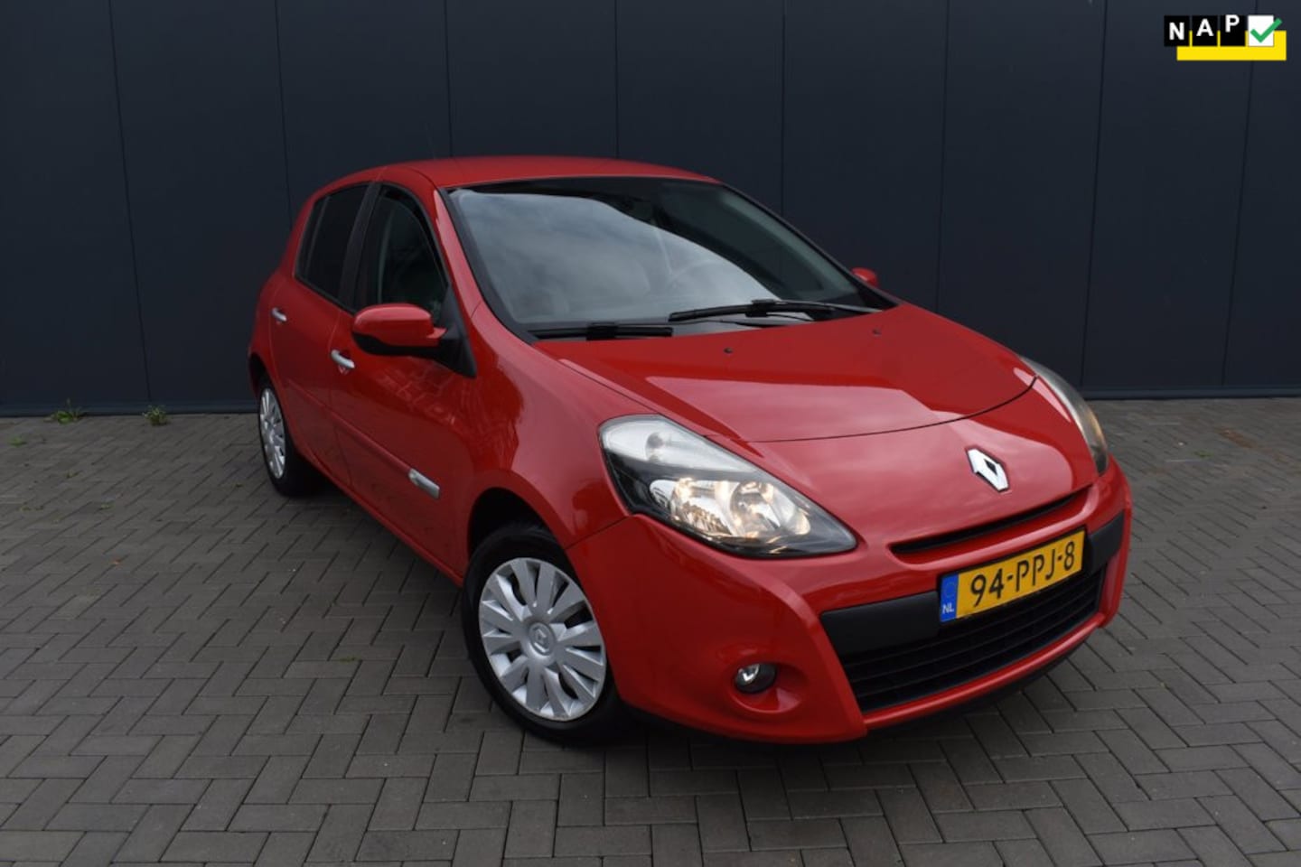 Renault Clio - 1.2 Authentique |5DEURS|AIRCO|ELEC RAMEN| - AutoWereld.nl