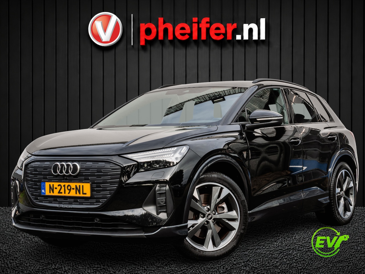 Audi Q4 e-tron - 40 Launch edition Advanced 77 kWh SOH 89% Sonos Sound/ Head up/ Camera/ Sportstoelen/ Navi - AutoWereld.nl