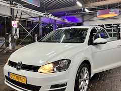 Volkswagen Golf - 1.2 TSI Business Edition