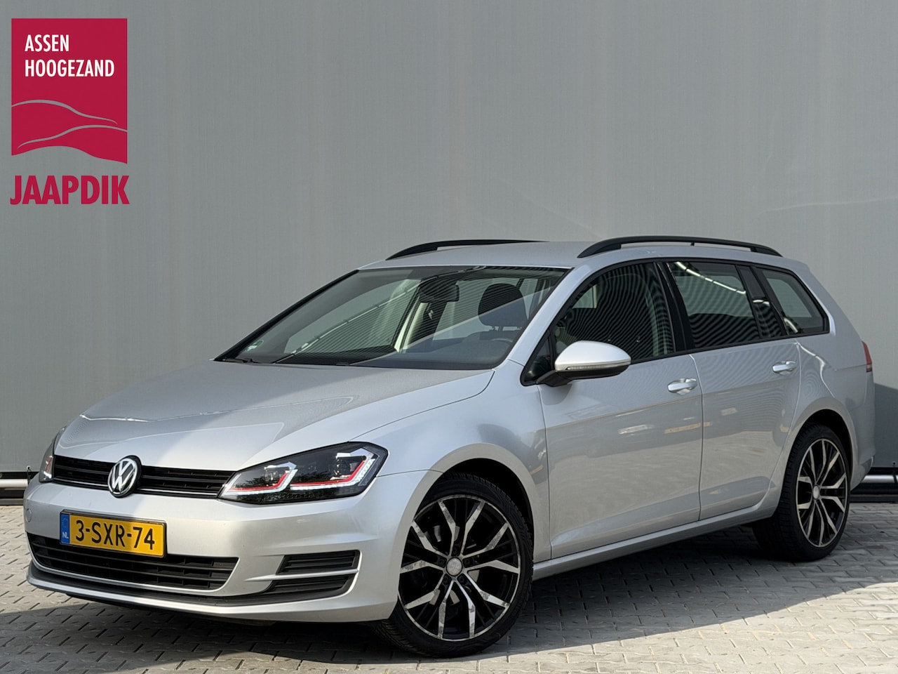 Volkswagen Golf - BWJ 2014 | 1.6TDI 111PK Comfortline | TREKHAAK | NAVI | CLIMA | PDC | CRUISE | LICHTMETAAL - AutoWereld.nl