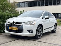 Citroën DS4 - 1.6 THP Sport Chic |NIEUWE DISTRIBUTIE|TREKHAAK|LEDER|DENON SOUND| APK TOT 23-09-2027|